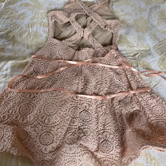 Sz 7 blush pink lace halter dress. The rhinestone belt was added & is removable. - Picture 2 of 3
